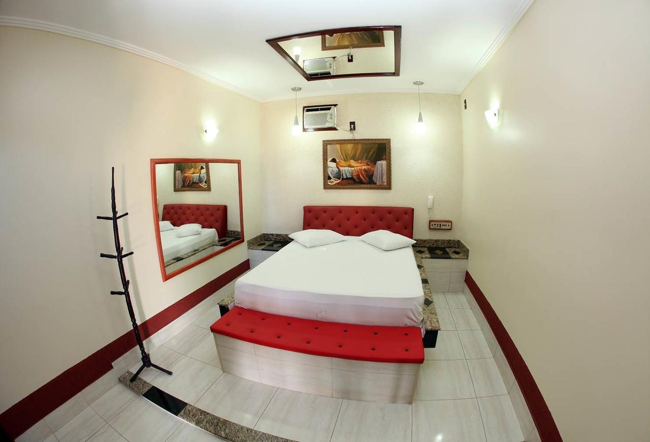 Castellu'S (Adults Only) Hotel Pirassununga Exterior photo